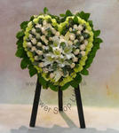 Sympathy Heart Wreath - CODE 95999