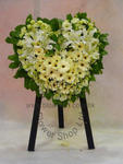 Sympathy Heart Wreath - CODE 9138