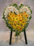 Sympathy Heart Wreath - CODE 9151